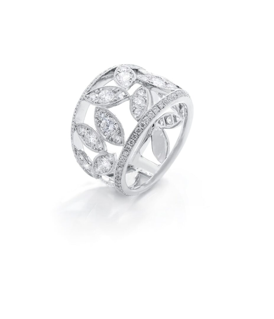 diamond leaf ring