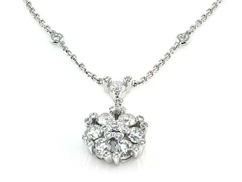 flower diamond pendant in 18 karat white gold