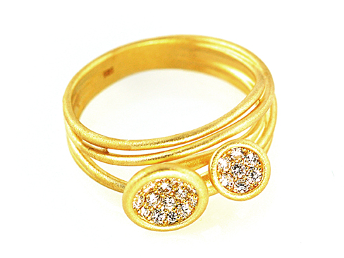 DOUBLE BEZEL DIAMOND RING IN 14 KARAT YELLOW GOLD